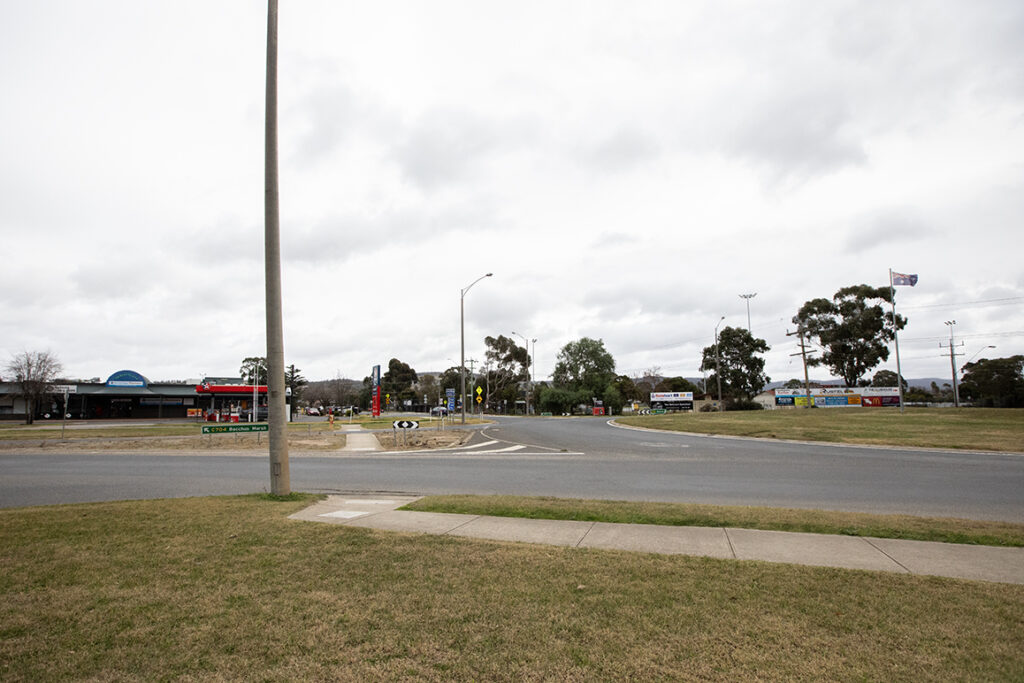 darley round about looking west